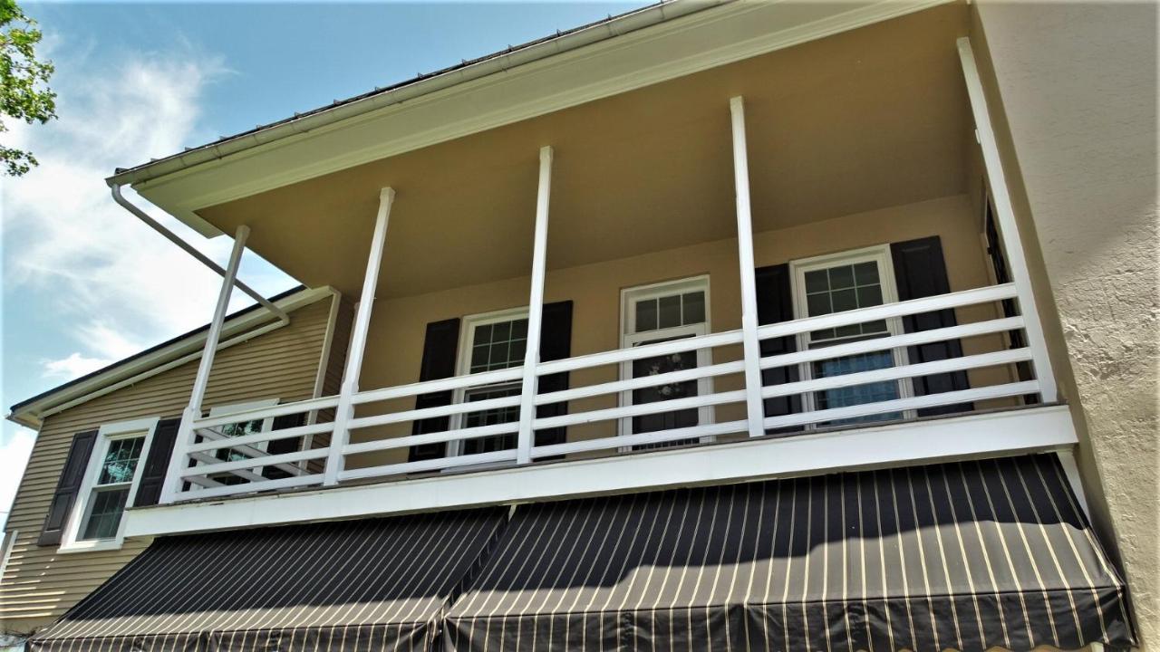 Downtown Bucher House Хановер Экстерьер фото
